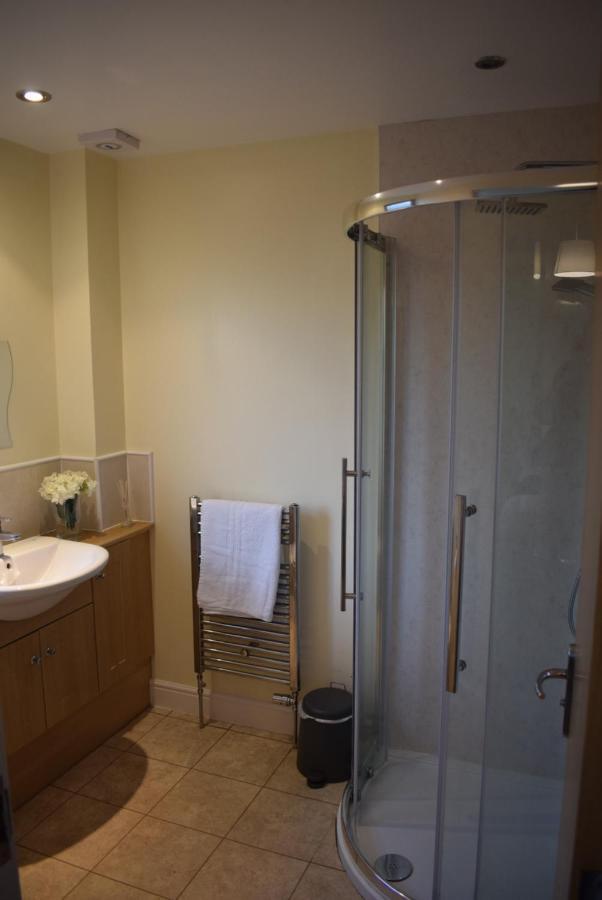 Kelpies Serviced Apartments Kavanagh- 5 Bedrooms Bathgate Eksteriør billede