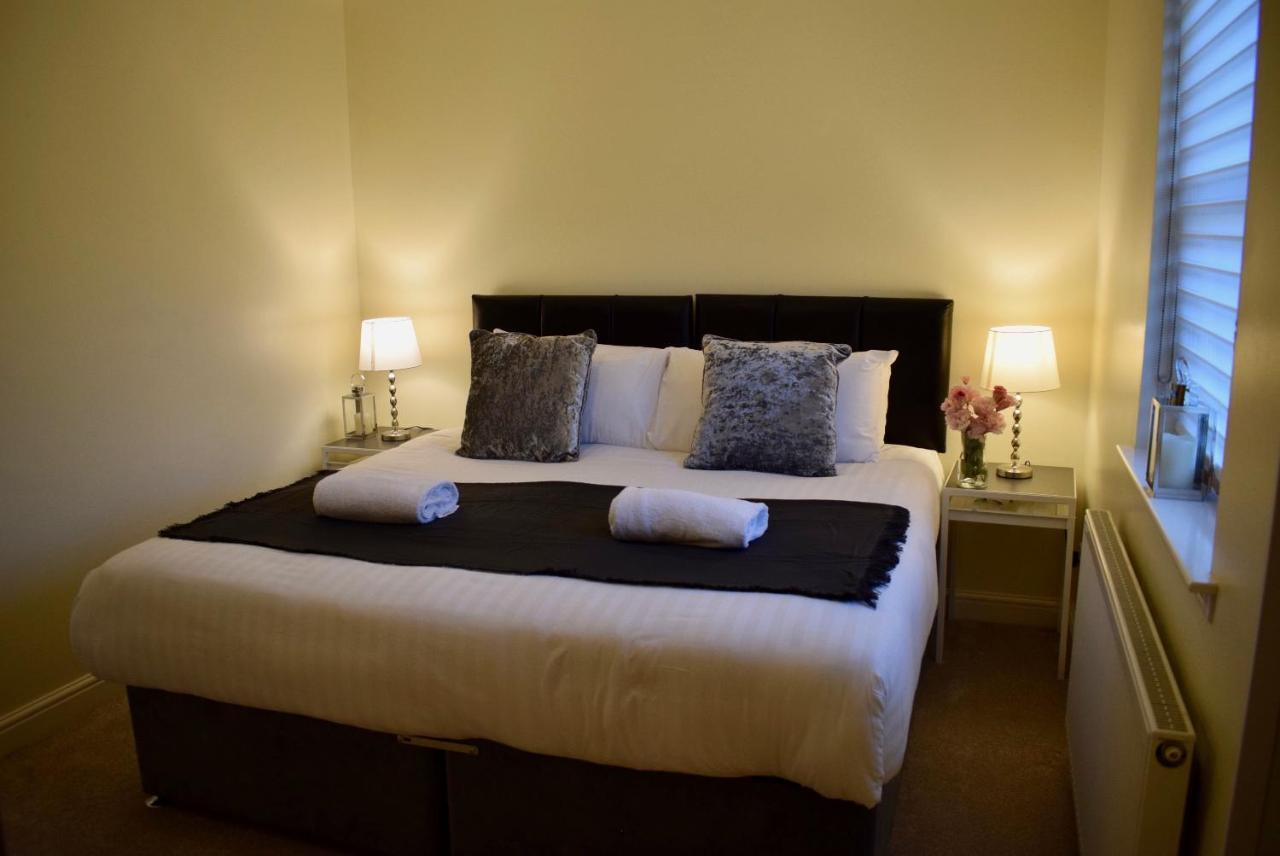 Kelpies Serviced Apartments Kavanagh- 5 Bedrooms Bathgate Eksteriør billede
