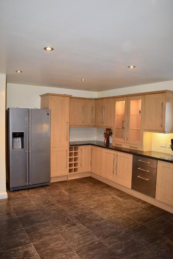 Kelpies Serviced Apartments Kavanagh- 5 Bedrooms Bathgate Eksteriør billede